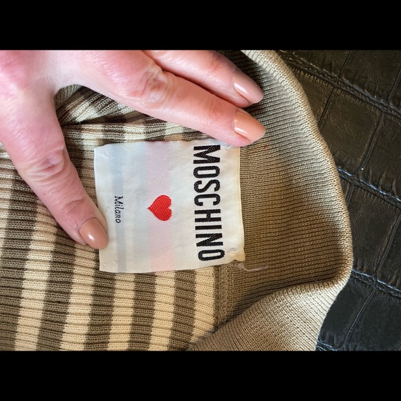 Moschino Sweater - Picture 2 of 4